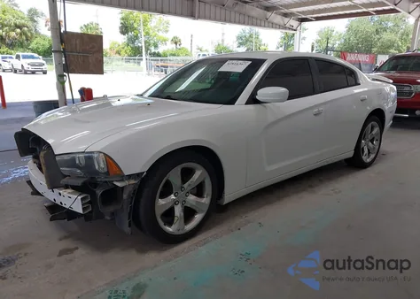 2014 Dodge Charger Sxt Plus z USA, uszkodzony, nr VIN 2C3CDXHGXEH202167